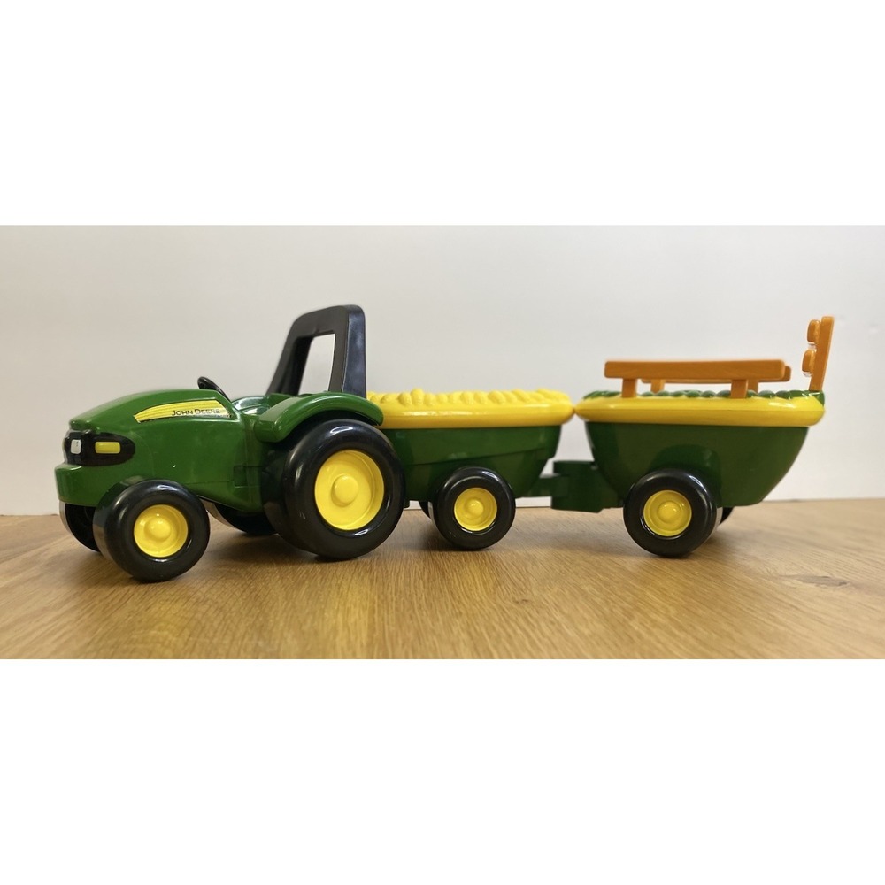 Tomy‎ John Deere Music Sounds Hayride Toy Tractor Untested No Battery Cover